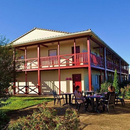 Couett'Hotel Oloron Sainte Marie ภายนอก รูปภาพ