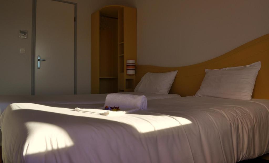 Couett'Hotel Oloron Sainte Marie ห้อง รูปภาพ